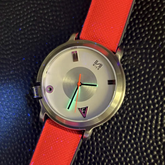 Automatic mechanical models (Swiss-made)